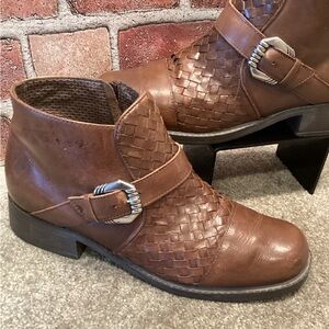 Romano Ridolfi womens brown leather ankle boots size 8.5